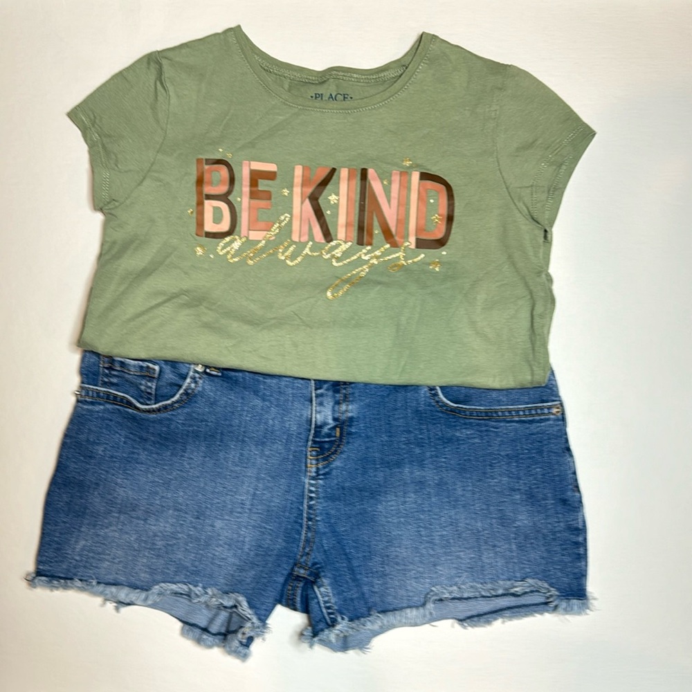 Medium wash Cat & Jack shorts large 10/12 and a Children’s Place Tee large 10/12